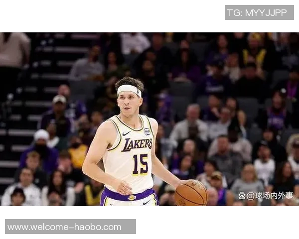 里夫斯闪耀湖人历史成就单场20次罚球新里程碑追平浓眉科比传奇