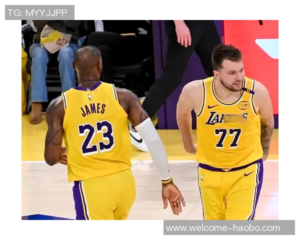 湖人半场领先独行侠东契奇表现出色艾顿状态低迷克里斯蒂贡献15分 湖人半场领先独行侠东契奇表现出色艾顿状态低迷克里斯蒂贡献15分